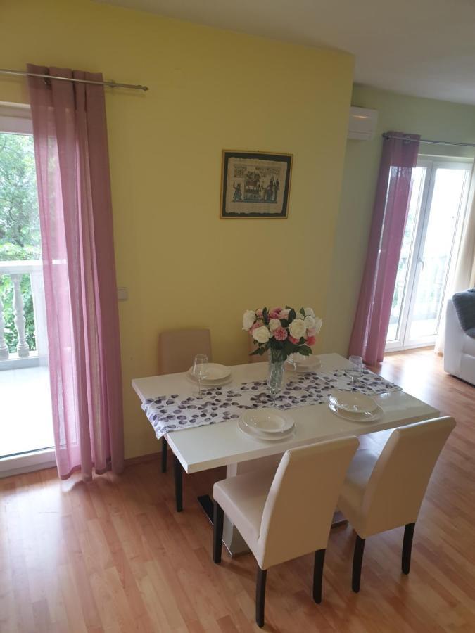 Apartmani Goga Starigrad Paklenica Exterior photo