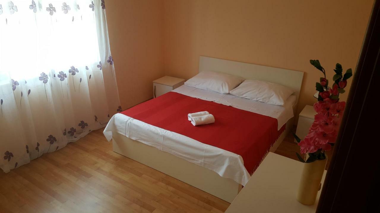Apartmani Goga Starigrad Paklenica Exterior photo