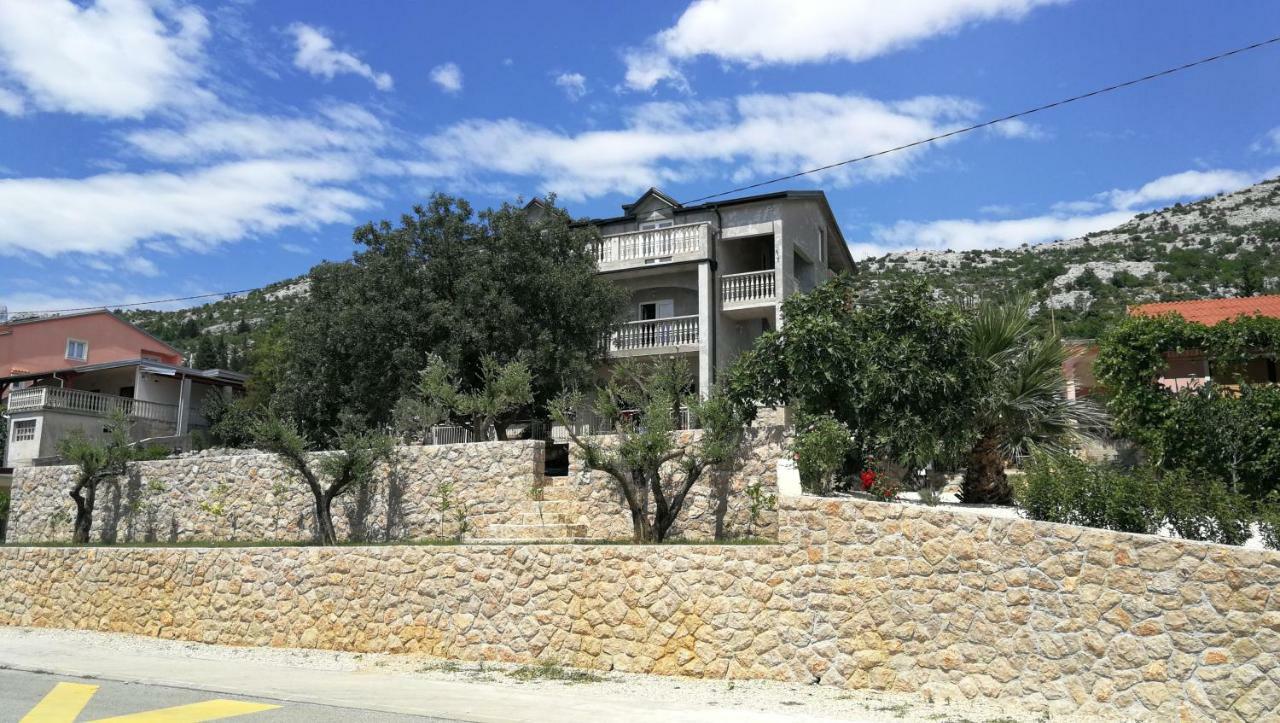 Apartmani Goga Starigrad Paklenica Exterior photo