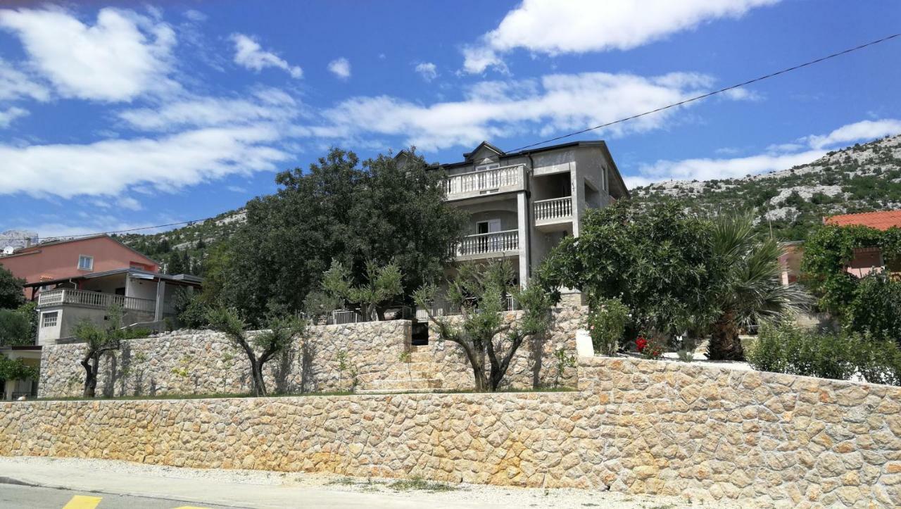 Apartmani Goga Starigrad Paklenica Exterior photo